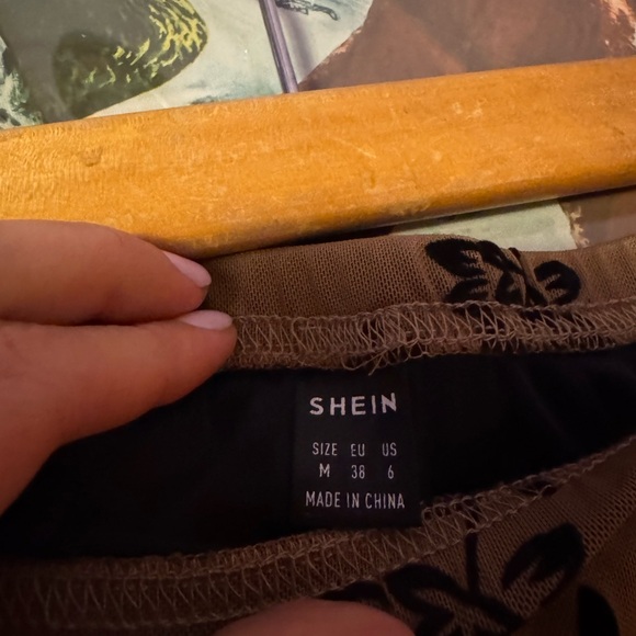 SHEIN Brown midi/ Maxi Skirt with Black Floral Print - Picture 3 of 4